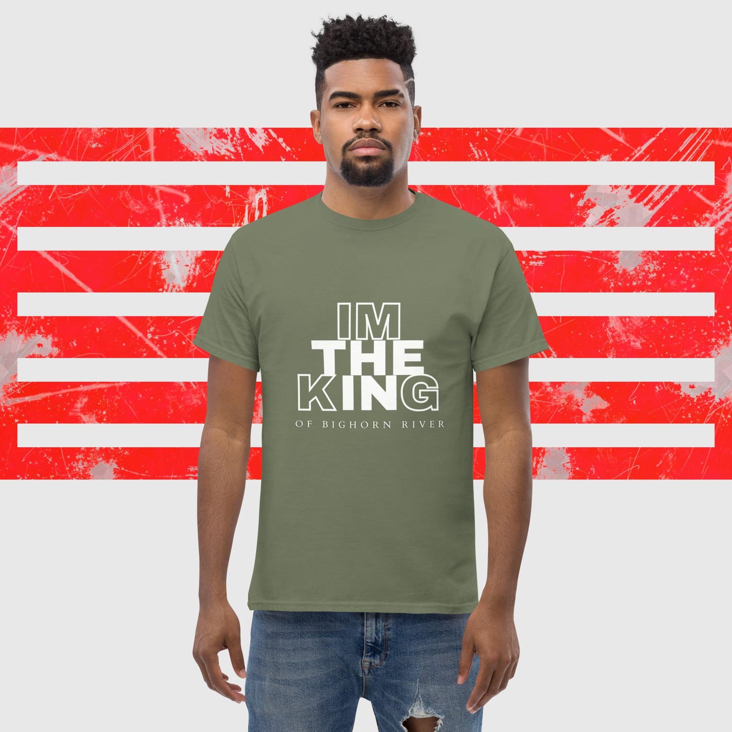 MENS AMERICAN FISHERMAN T-SHIRT THE KING OF BIGHORN RIVER MILITARY GREEN FRONT - https://firstamerican.shop/