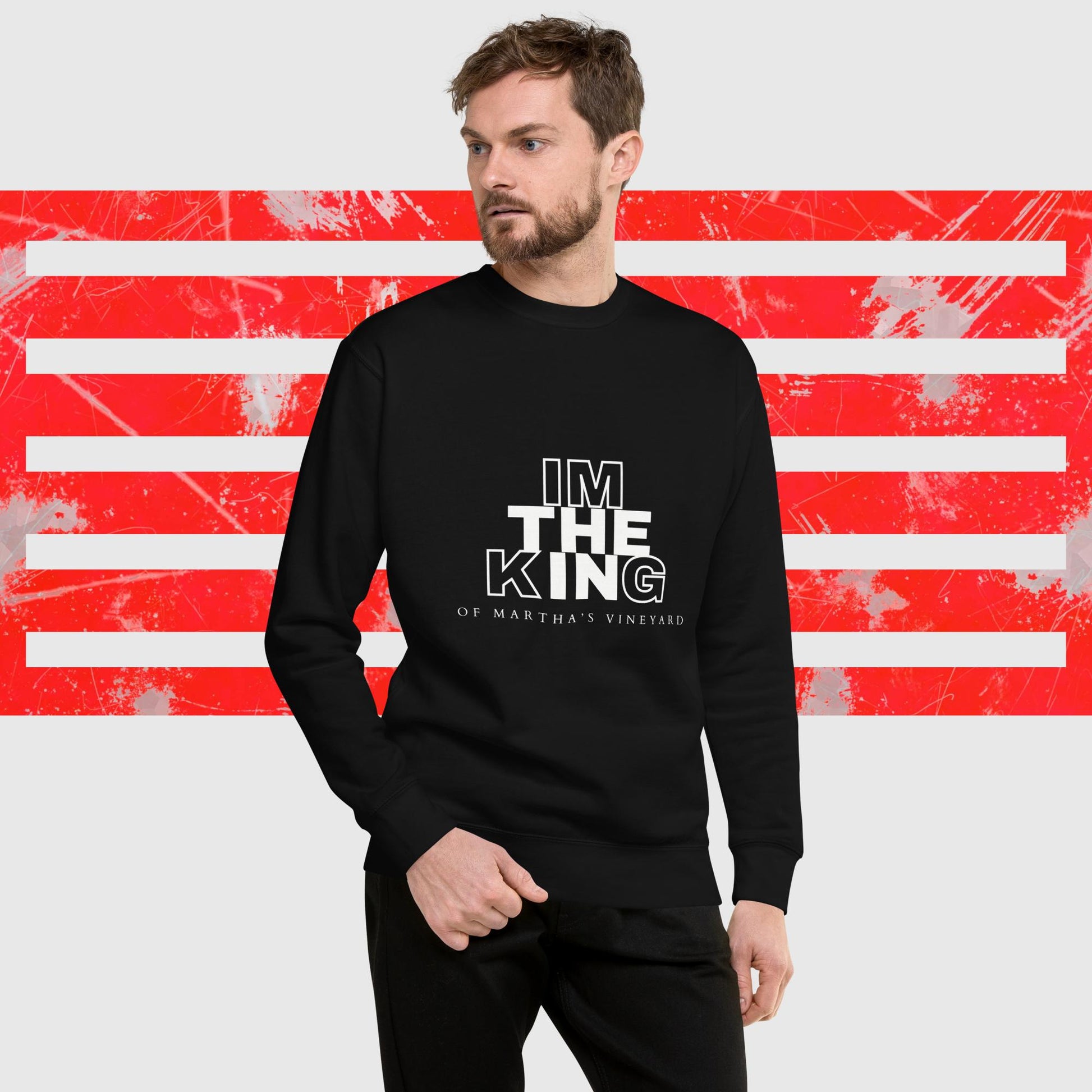 PREMIUM SWEATSHIRT AMERICAN FISHERMAN THE KING OF MARTHA'S VINEYARD BLACK FRONT - https://firstamerican.shop/